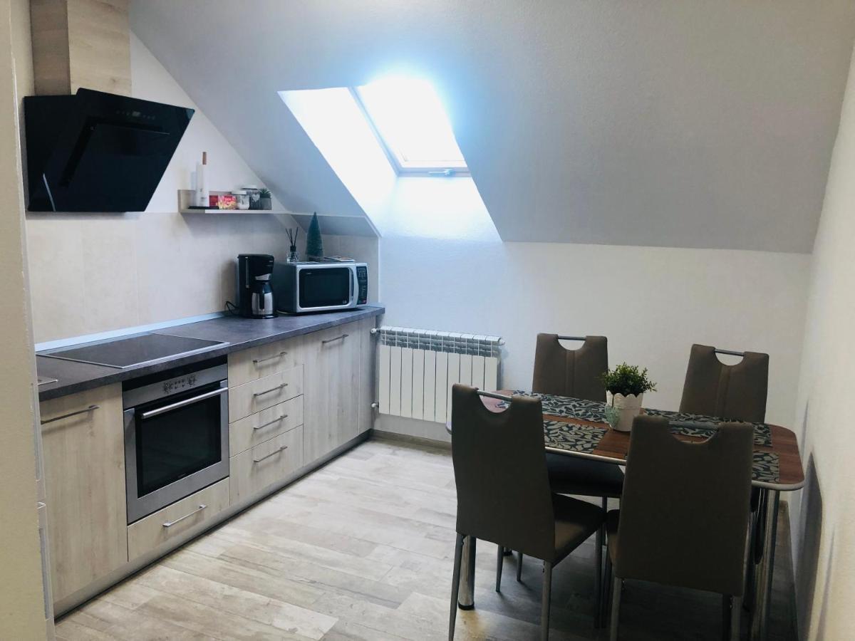Vila Nona Apartment Nagyszeben Kültér fotó