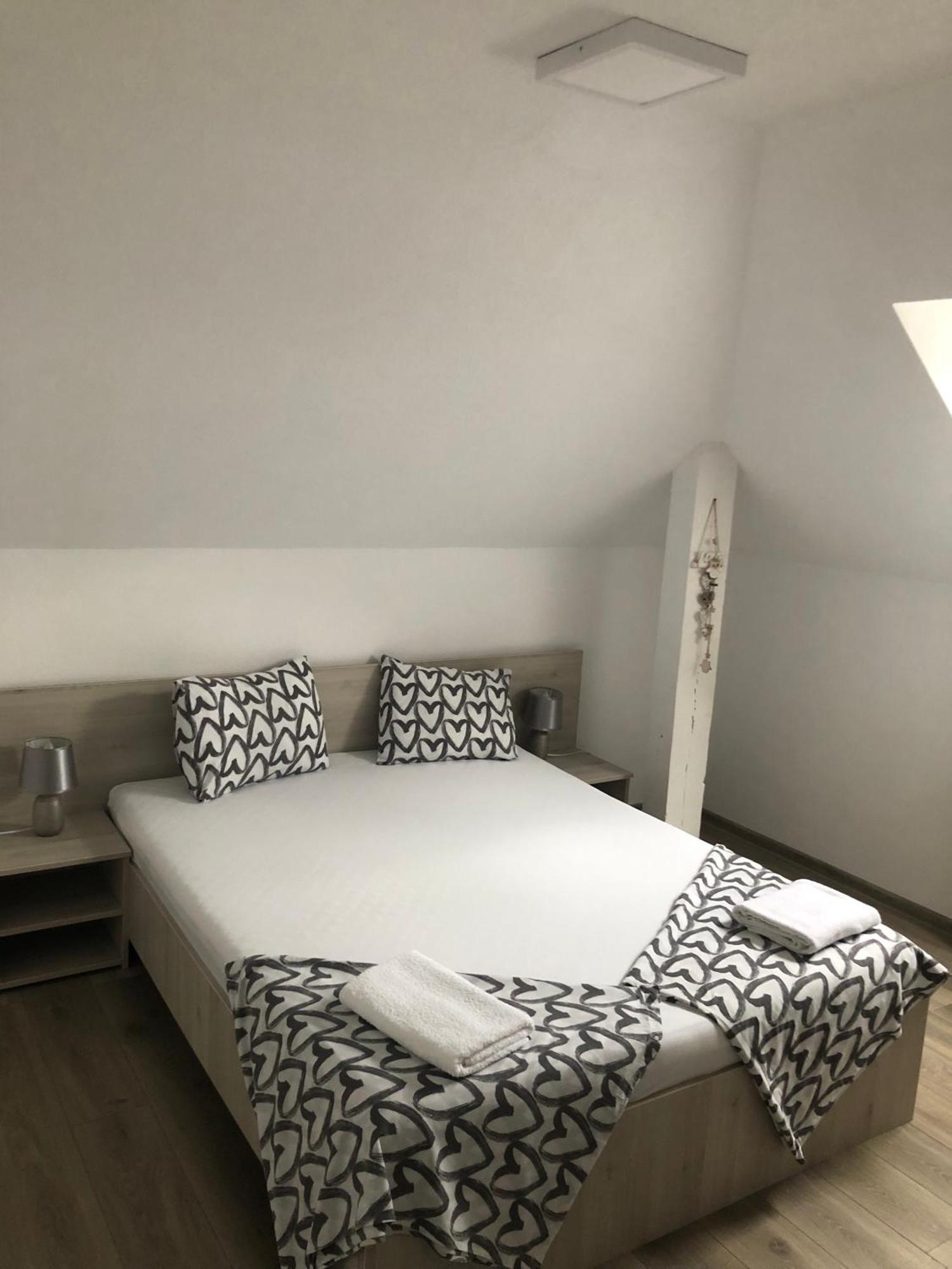 Vila Nona Apartment Nagyszeben Kültér fotó
