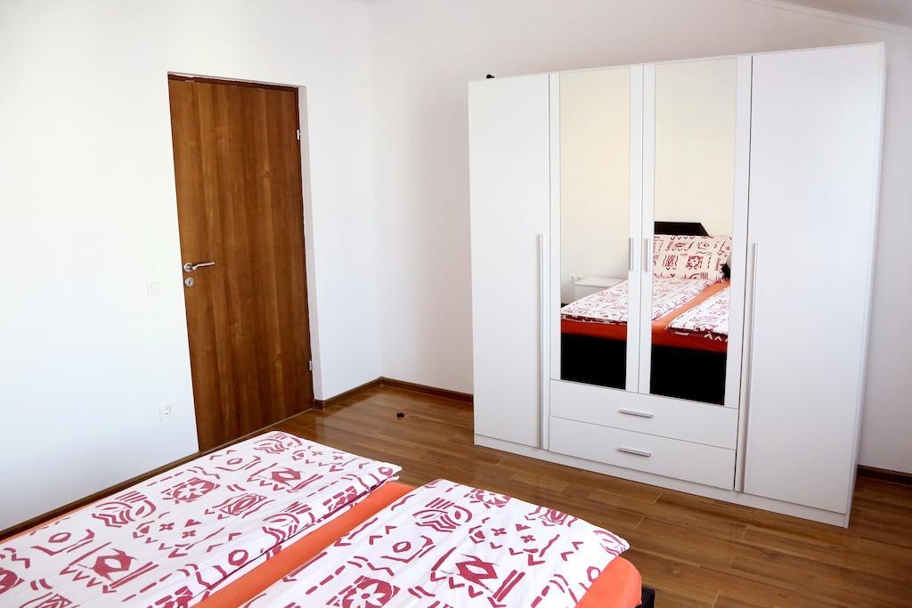 Vila Nona Apartment Nagyszeben Szoba fotó