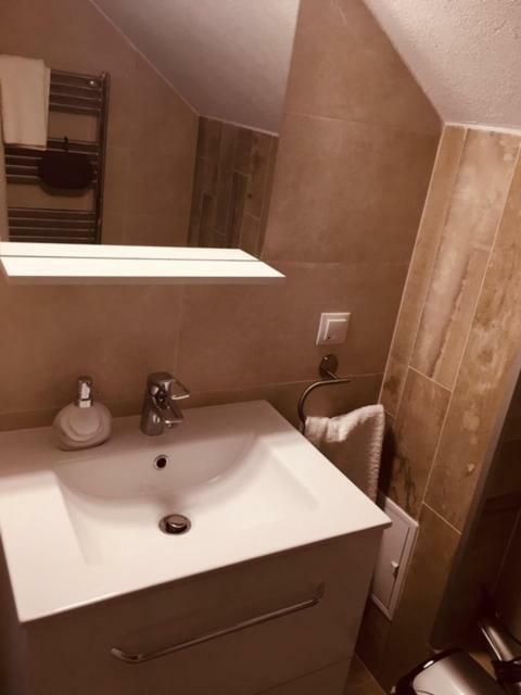 Vila Nona Apartment Nagyszeben Kültér fotó